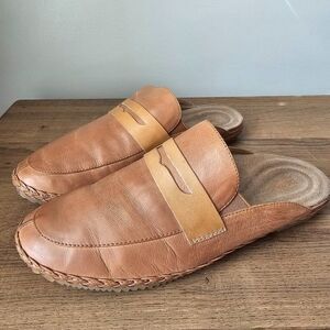 EUC AETREX TAN LEATHER MULES SIZE 8.5 WOMENS